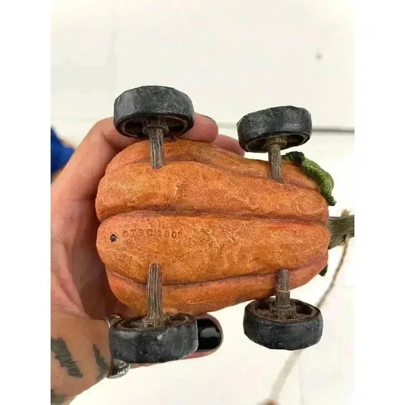 VTG Boyds Punkinbeary Tug Along Orange Pumpkin Figurine 2002 - Picture 3 of 11